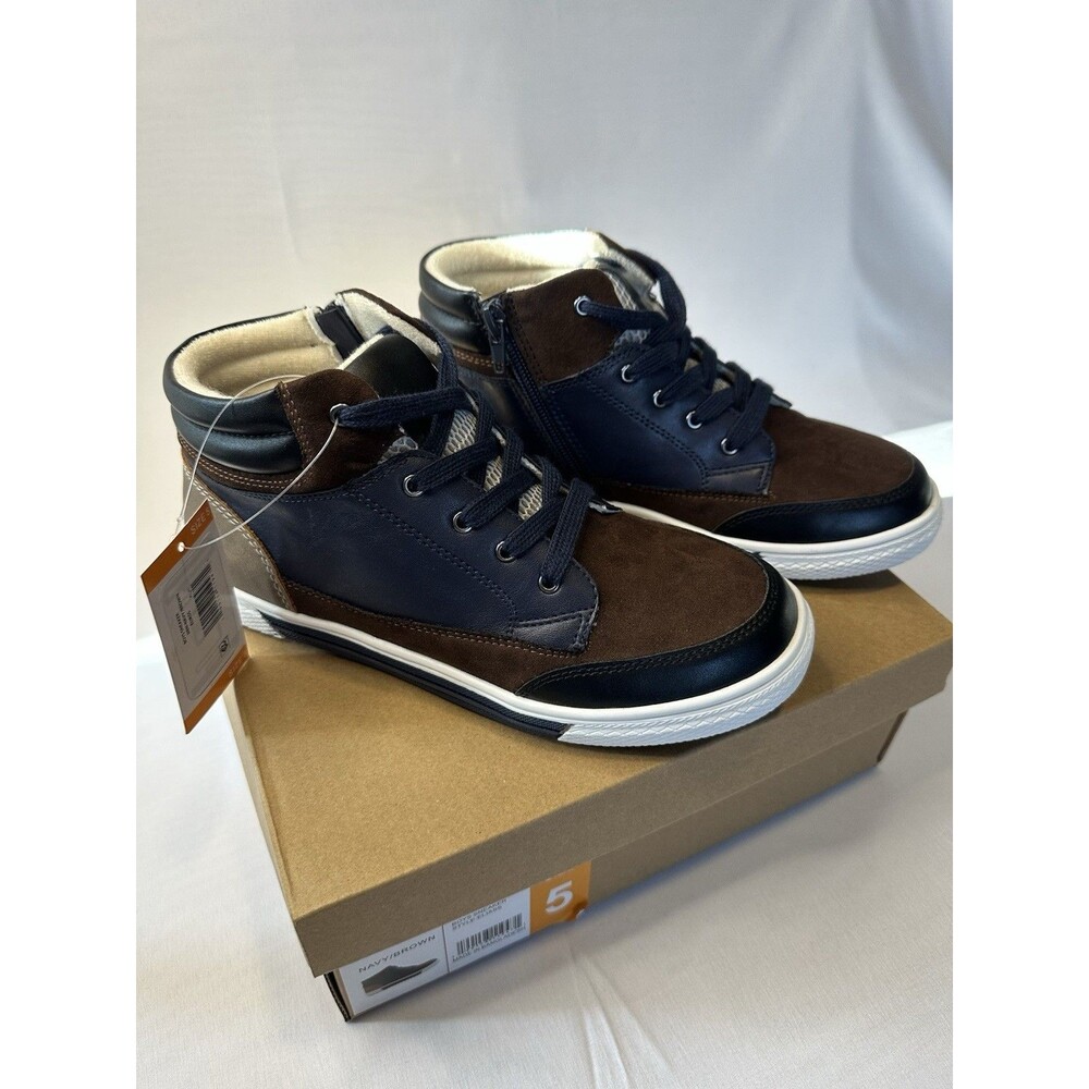Steve Madden Boys Shoes Size 5
